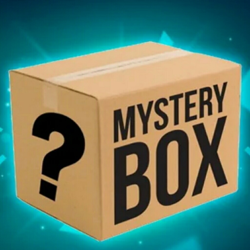 $50.00 Mystery Fashion Box (SIZE S, M, L)